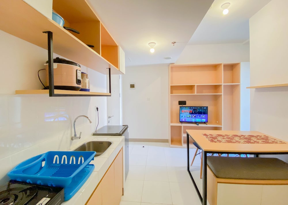 tidy and comfortable 2br tokyo riverside pik 2 apartment