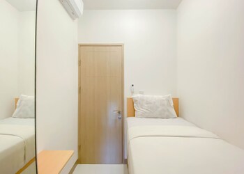 tidy and comfortable 2br tokyo riverside pik 2 apartment