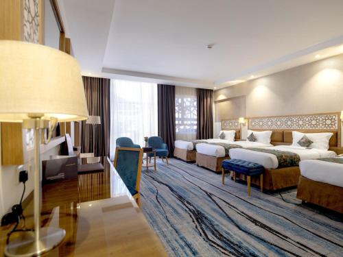 time ruba hotel and suites