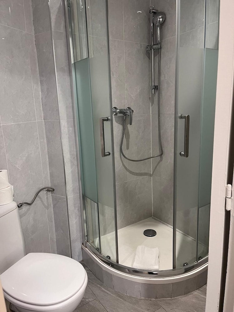 hipotel paris voltaire bastille