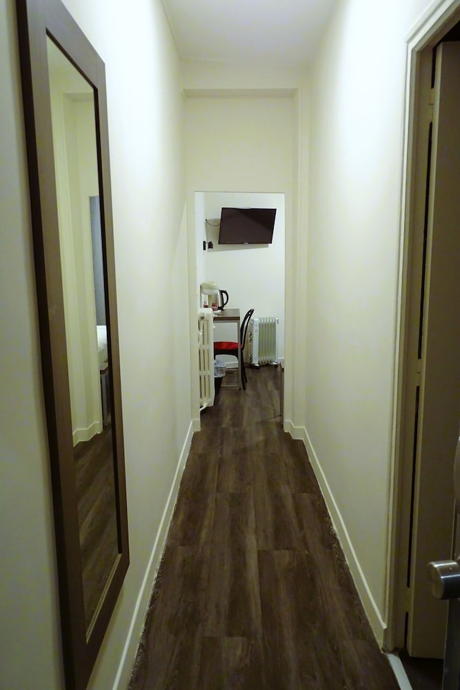 hipotel paris voltaire bastille