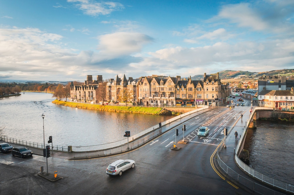 highland apartments by mansley