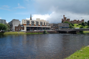 highland apartments by mansley