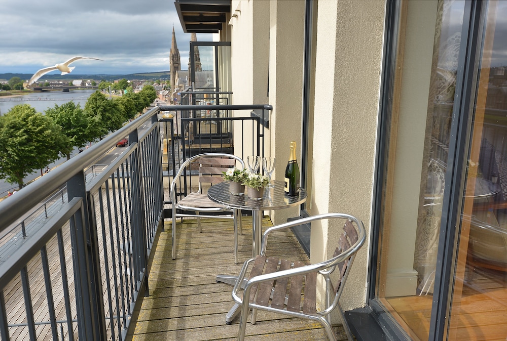 highland apartments by mansley