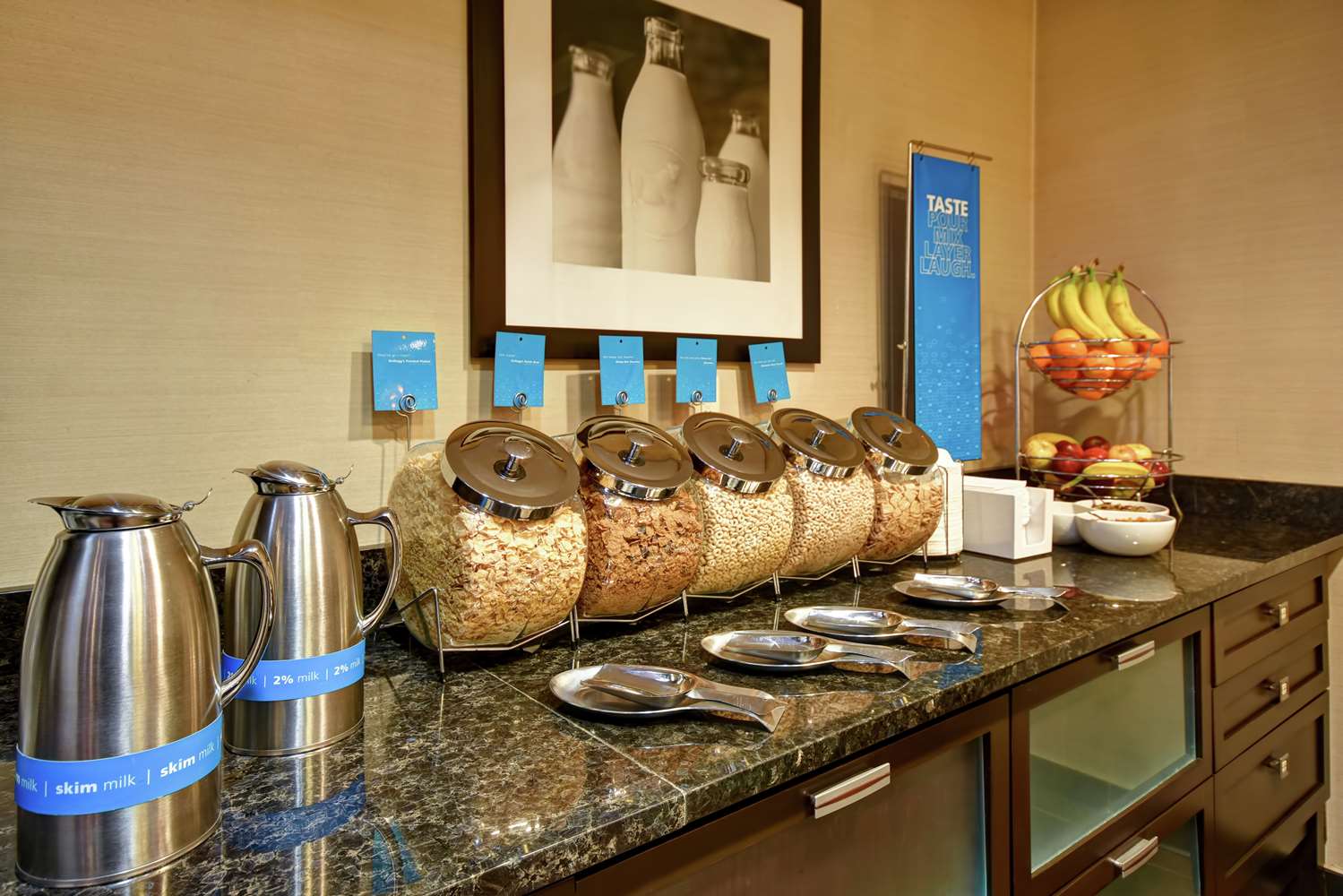 hampton inn and suites detroit canton