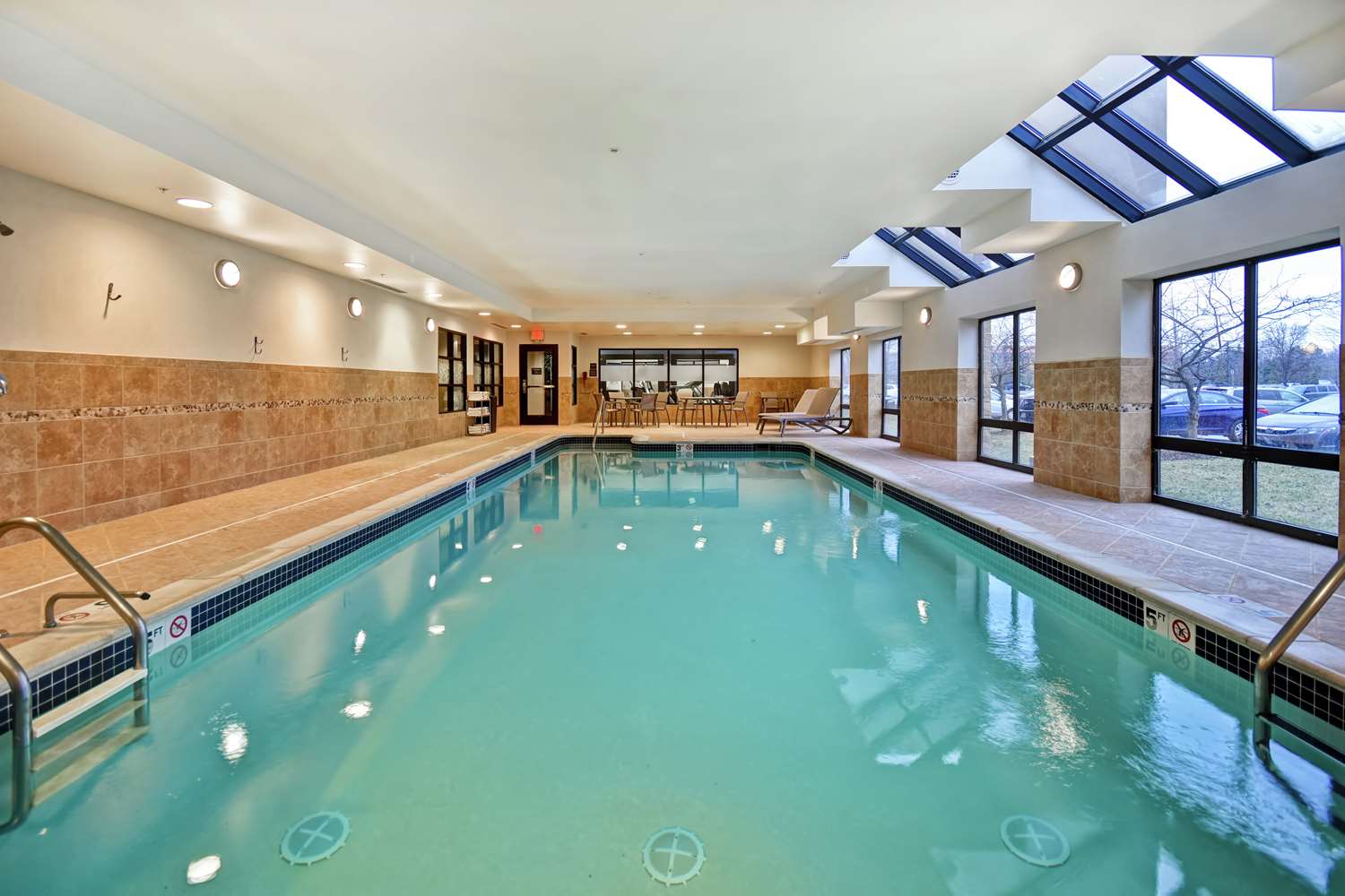 hampton inn and suites detroit canton