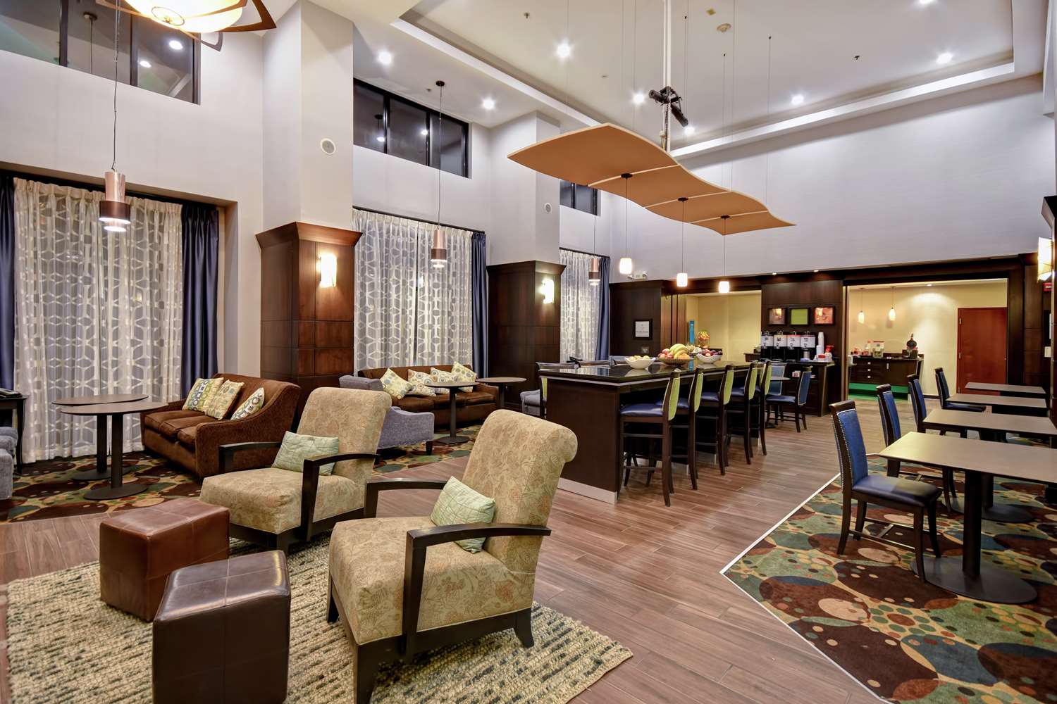 hampton inn and suites detroit canton