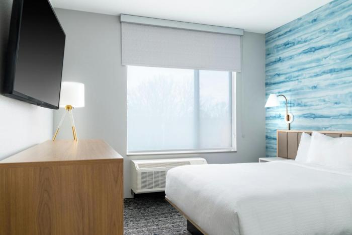 towneplace suites by marriott holland