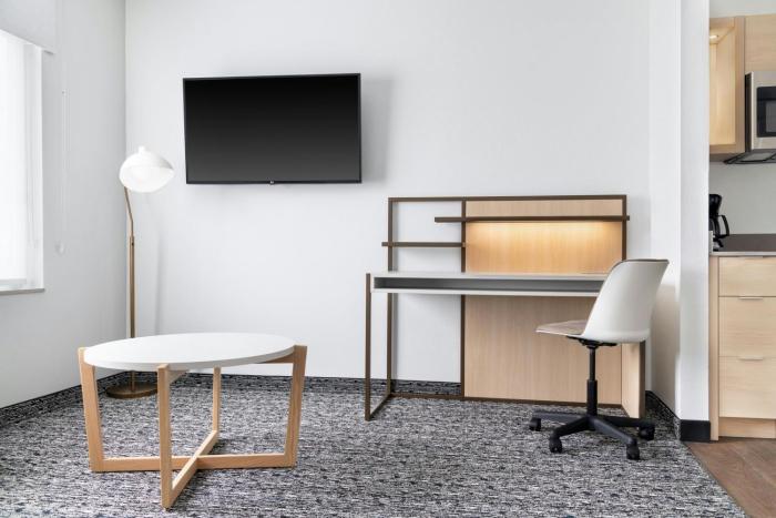 towneplace suites by marriott holland