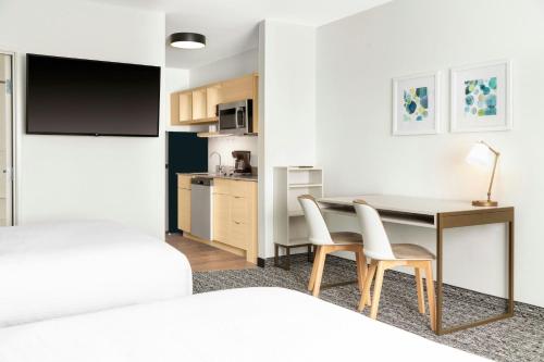 towneplace suites by marriott holland