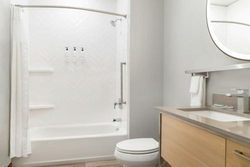 towneplace suites by marriott holland