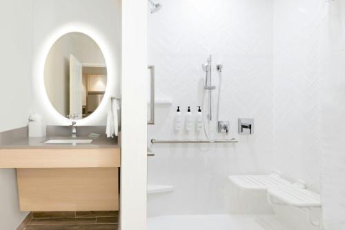 towneplace suites by marriott holland