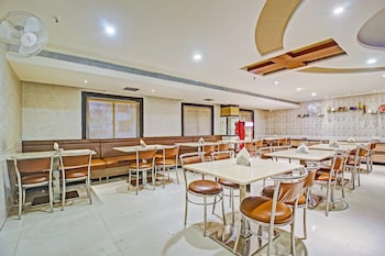 townhouse 692 hotel nera regency