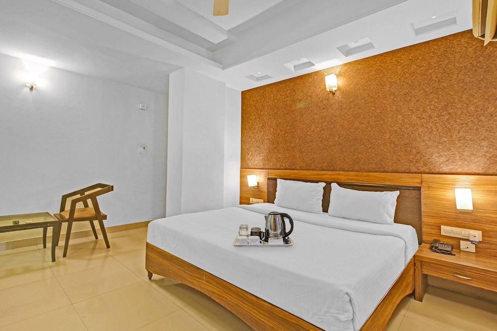 townhouse 692 hotel nera regency