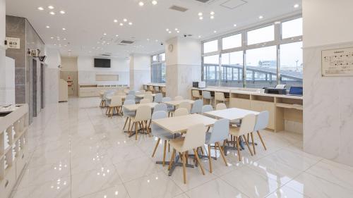 Toyoko Inn Tenri Ekimae,,3 star