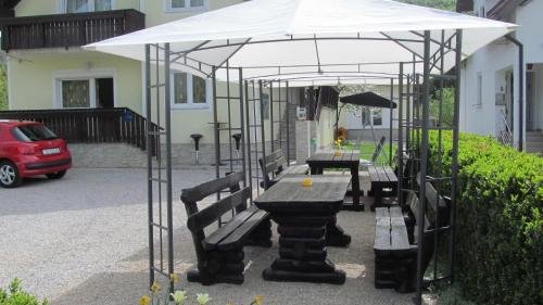 guesthouse kajfes