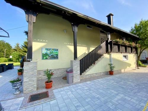 guesthouse kajfes