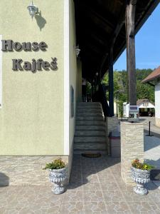 guesthouse kajfes