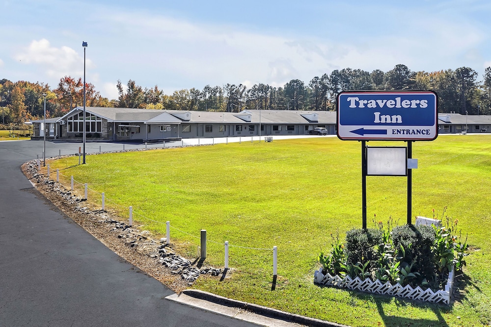 travelers inn