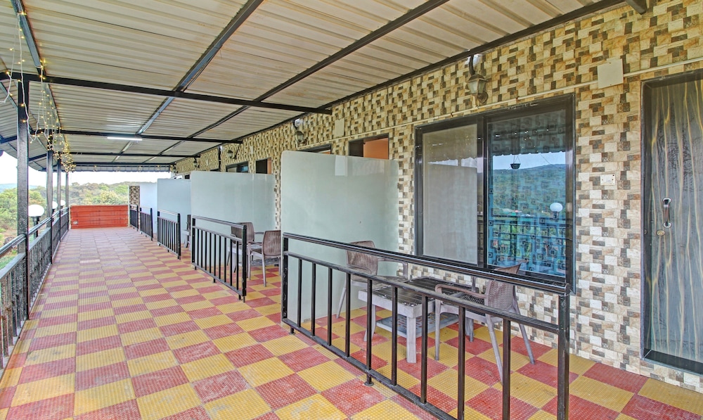 treebo berry hill venna lake 3 km from city center