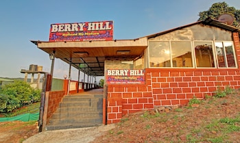 treebo berry hill venna lake 3 km from city center