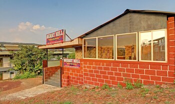 treebo berry hill venna lake 3 km from city center