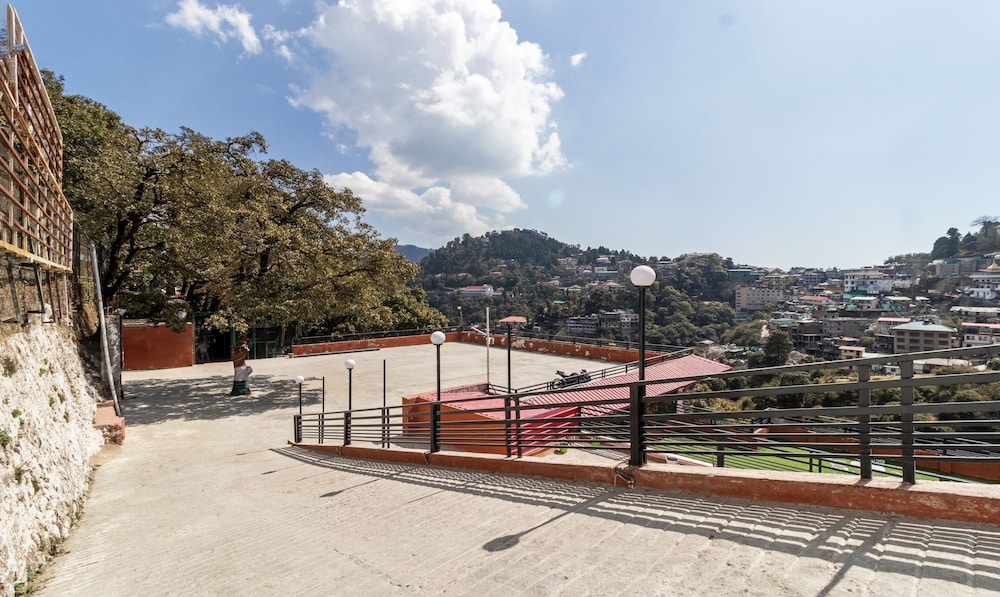 treebo stotrak s n residency mussoorie