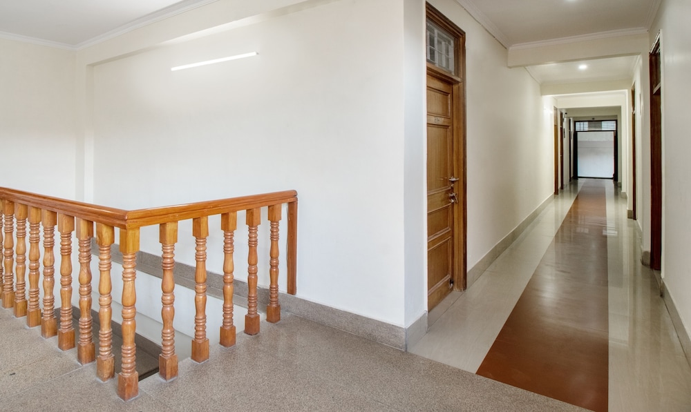 treebo stotrak s n residency mussoorie