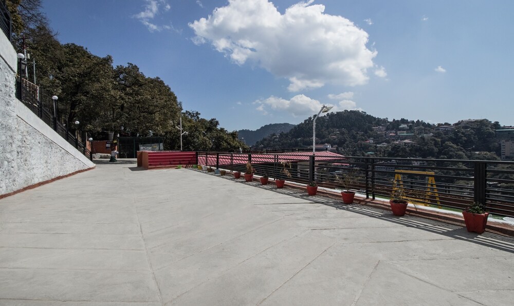 treebo stotrak s n residency mussoorie