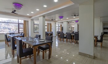 treebo stotrak s n residency mussoorie