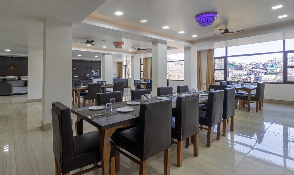 treebo stotrak s n residency mussoorie