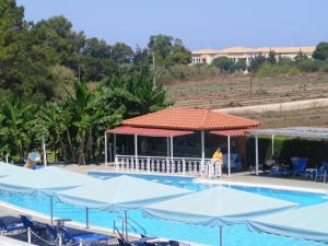 pineios