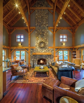 buffalo mountain lodge