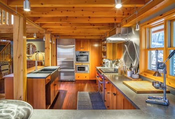 buffalo mountain lodge