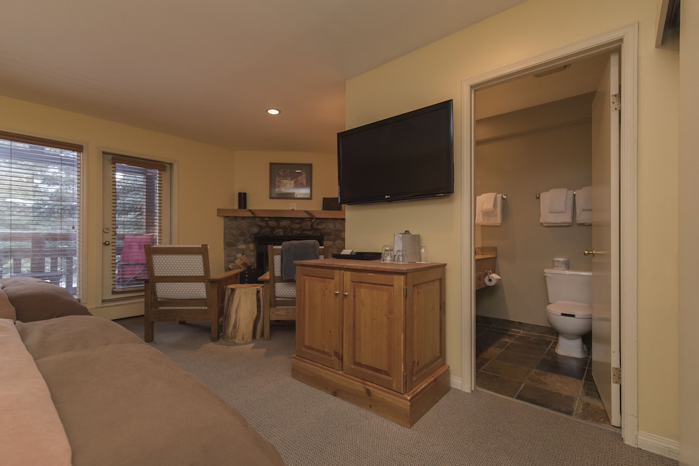 buffalo mountain lodge