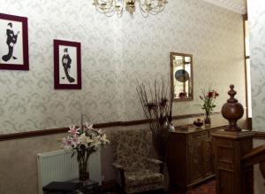 gifford house
