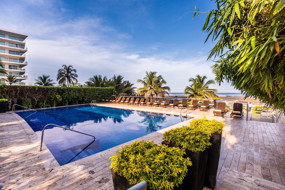 holiday inn cartagena morros by ihg