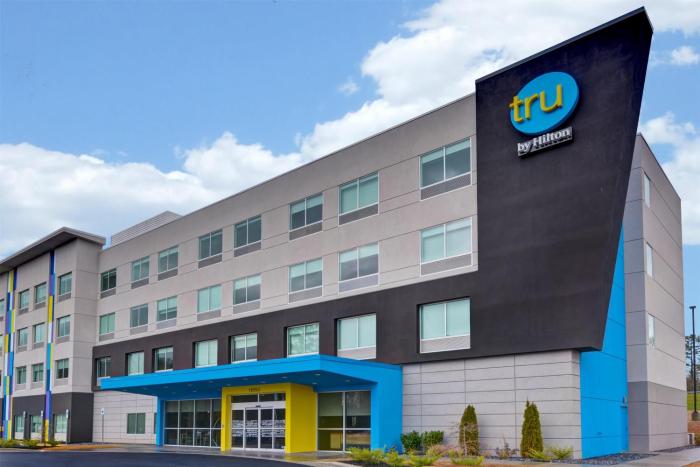 tru by hilton augusta washington road