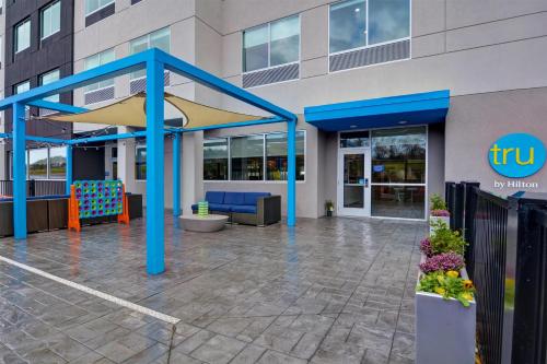 tru by hilton augusta washington road