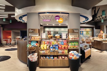 Tru By Hilton Austin University Capitol District, Tx,1715 Guadalupe Street, Austin,3 star