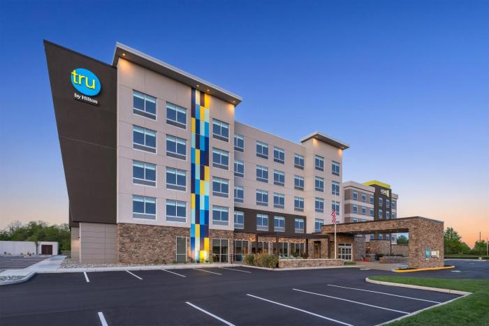 tru by hilton burlington