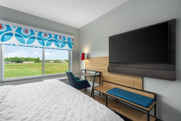 tru by hilton burlington