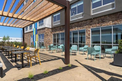 tru by hilton burlington