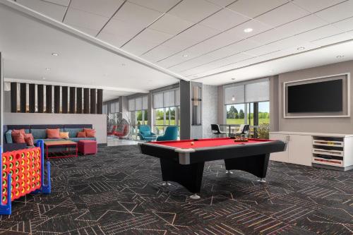 tru by hilton burlington