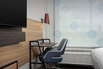 tru by hilton columbus east broad