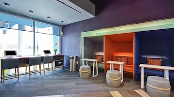 tru by hilton holland mi