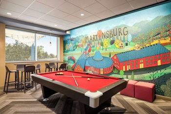 Tru By Hilton Martinsburg,,2.5 star