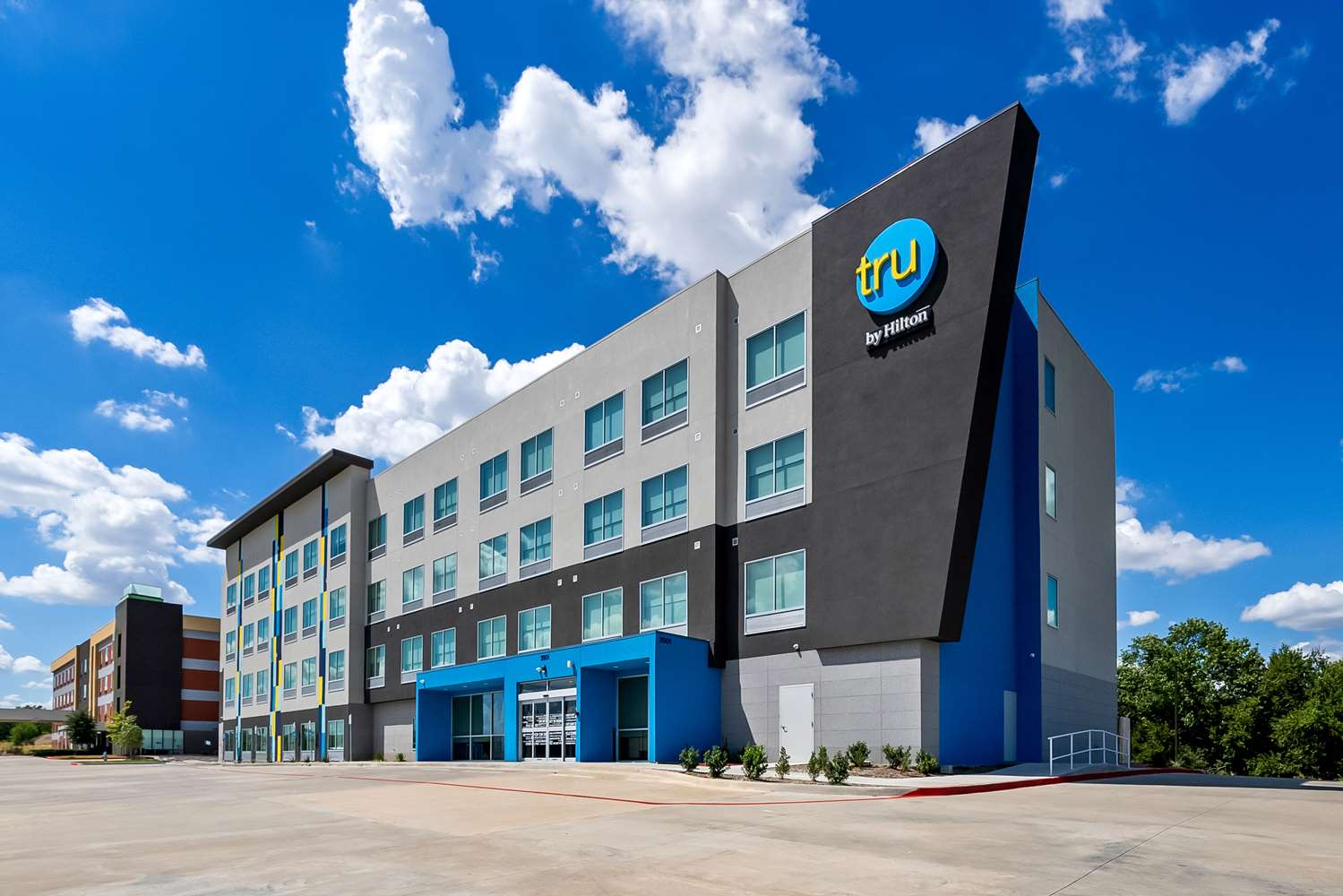 tru by hilton plano hwy 75