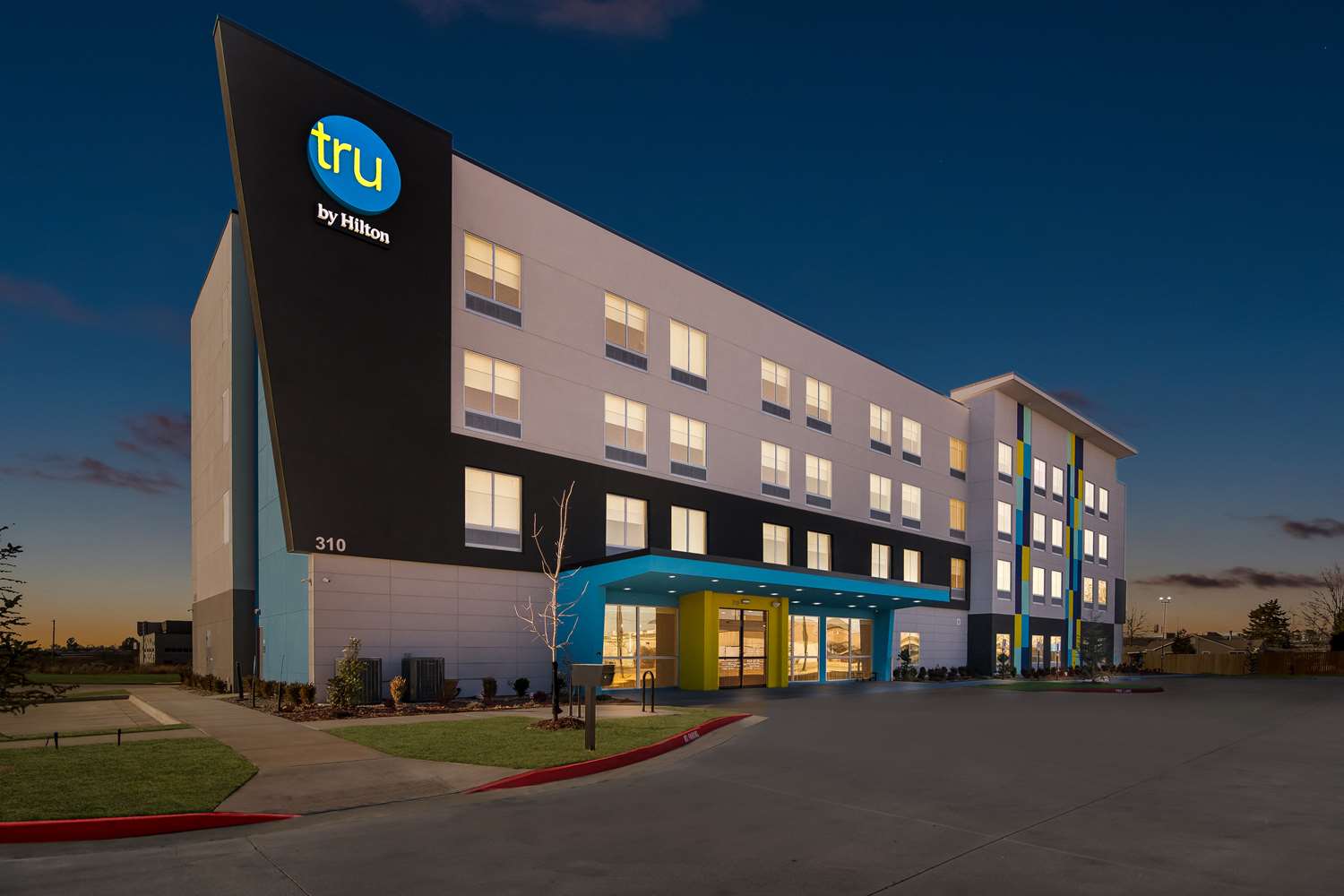 tru by hilton rogers bentonville