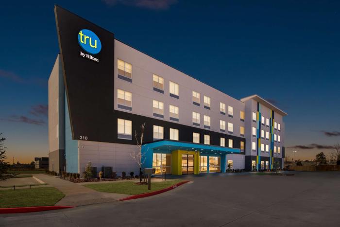 tru by hilton rogers bentonville